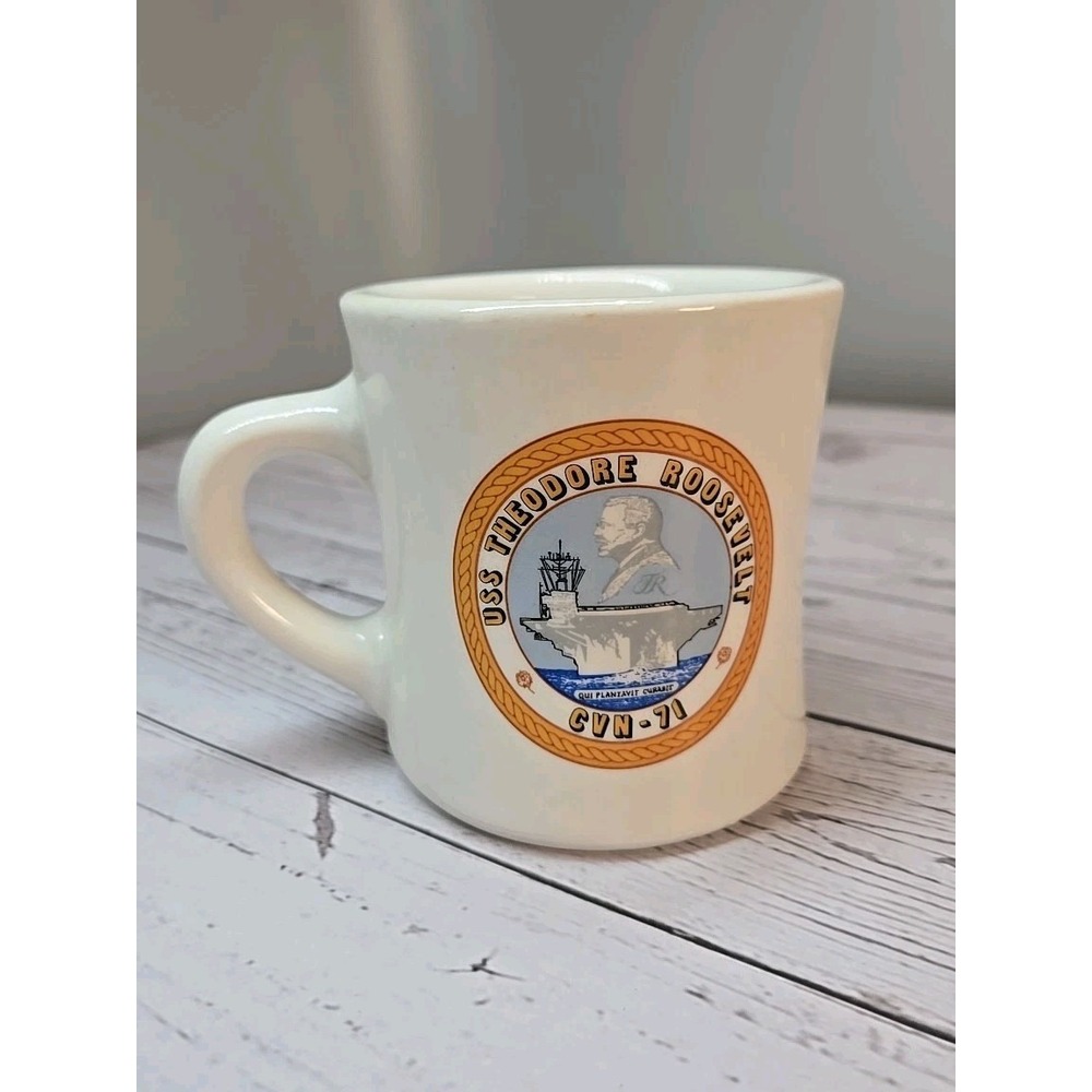 USS Theodore Roosevelt CVN-71 Vtg. The ultimate mil-‎ art company Inc. cup / mug